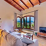 In Center Of With Pool And Jacuzzi