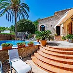 别墅 In Center Of With Pool And Jacuzzi