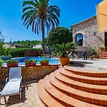 别墅 In Center Of With Pool And Jacuzzi